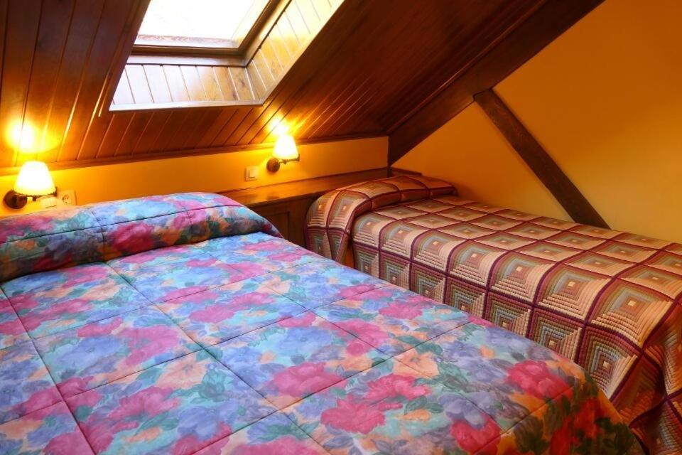 Hotel, Bungalows Y Camping Viu Bagian luar foto