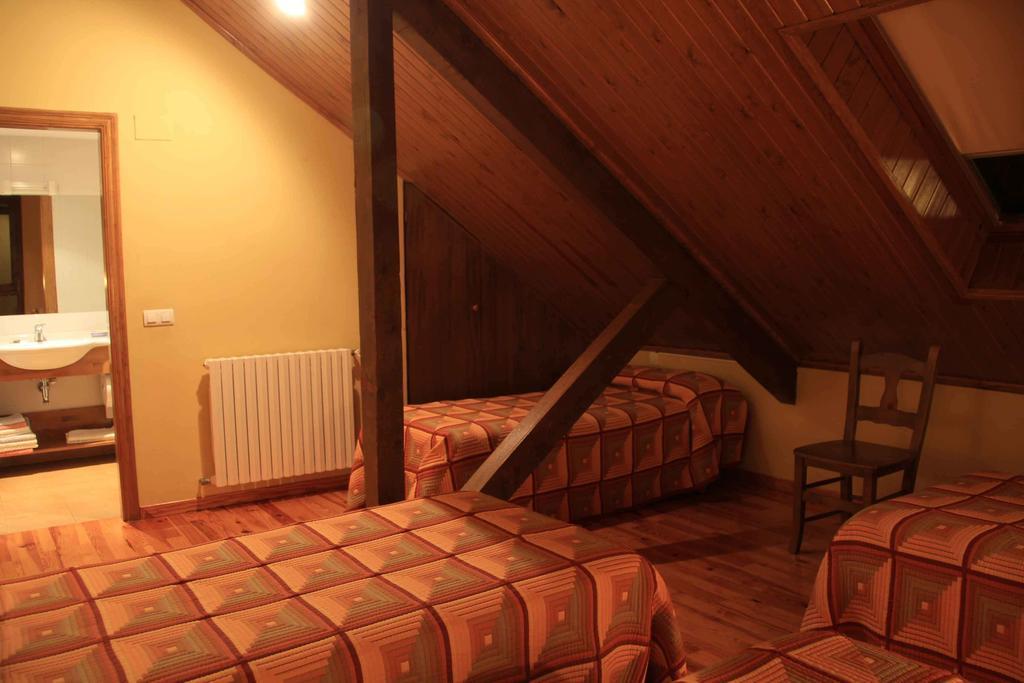 Hotel, Bungalows Y Camping Viu Bagian luar foto
