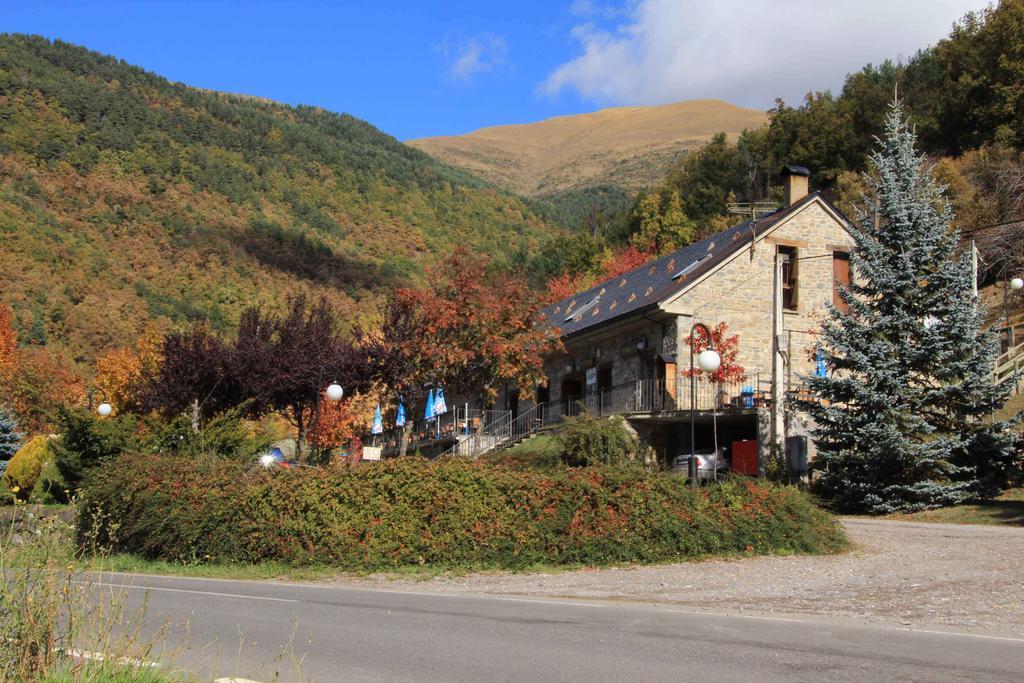 Hotel, Bungalows Y Camping Viu Bagian luar foto