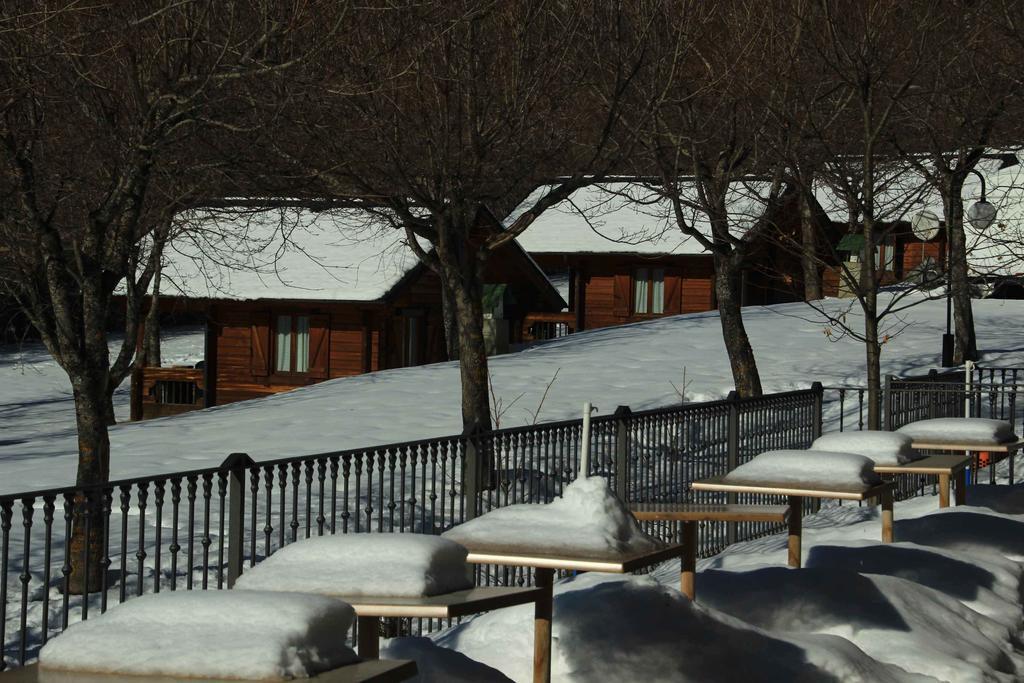 Hotel, Bungalows Y Camping Viu Bagian luar foto