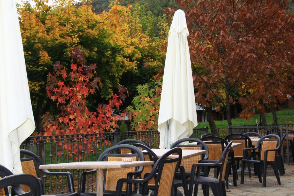 Hotel, Bungalows Y Camping Viu Bagian luar foto