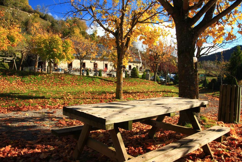 Hotel, Bungalows Y Camping Viu Bagian luar foto
