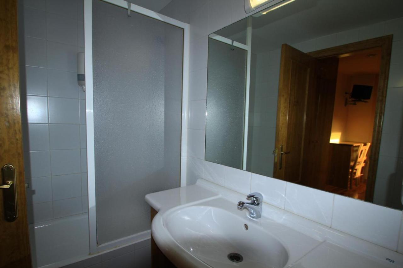 Hotel, Bungalows Y Camping Viu Bagian luar foto