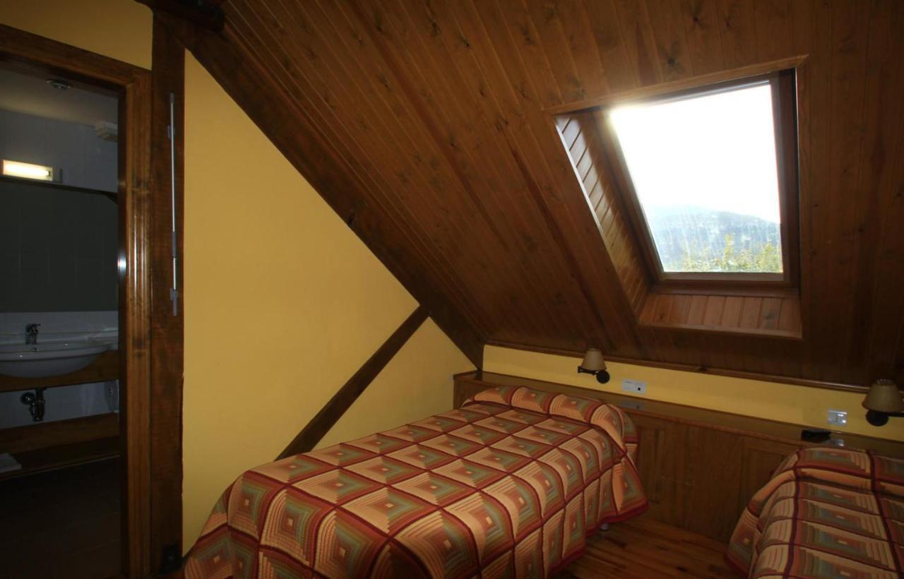 Hotel, Bungalows Y Camping Viu Bagian luar foto