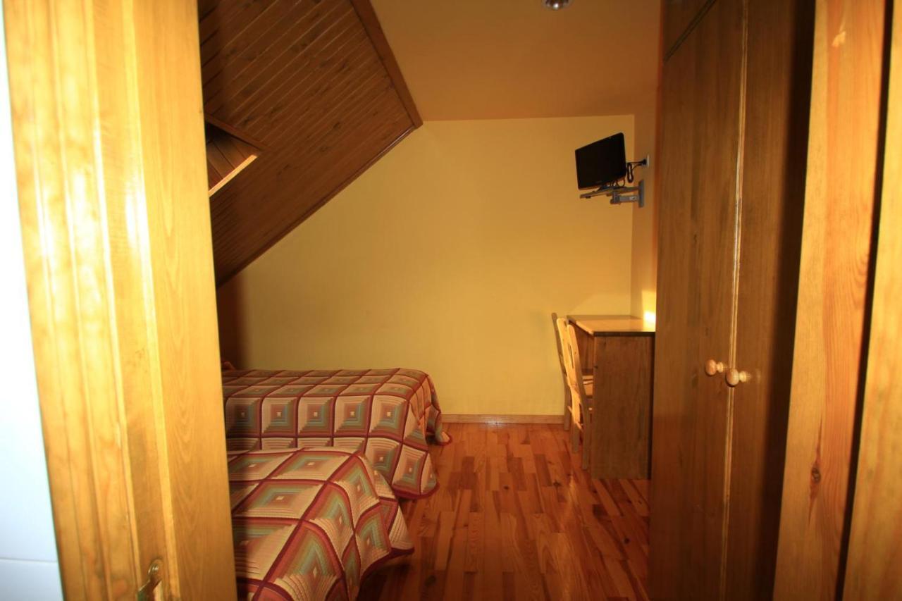 Hotel, Bungalows Y Camping Viu Bagian luar foto