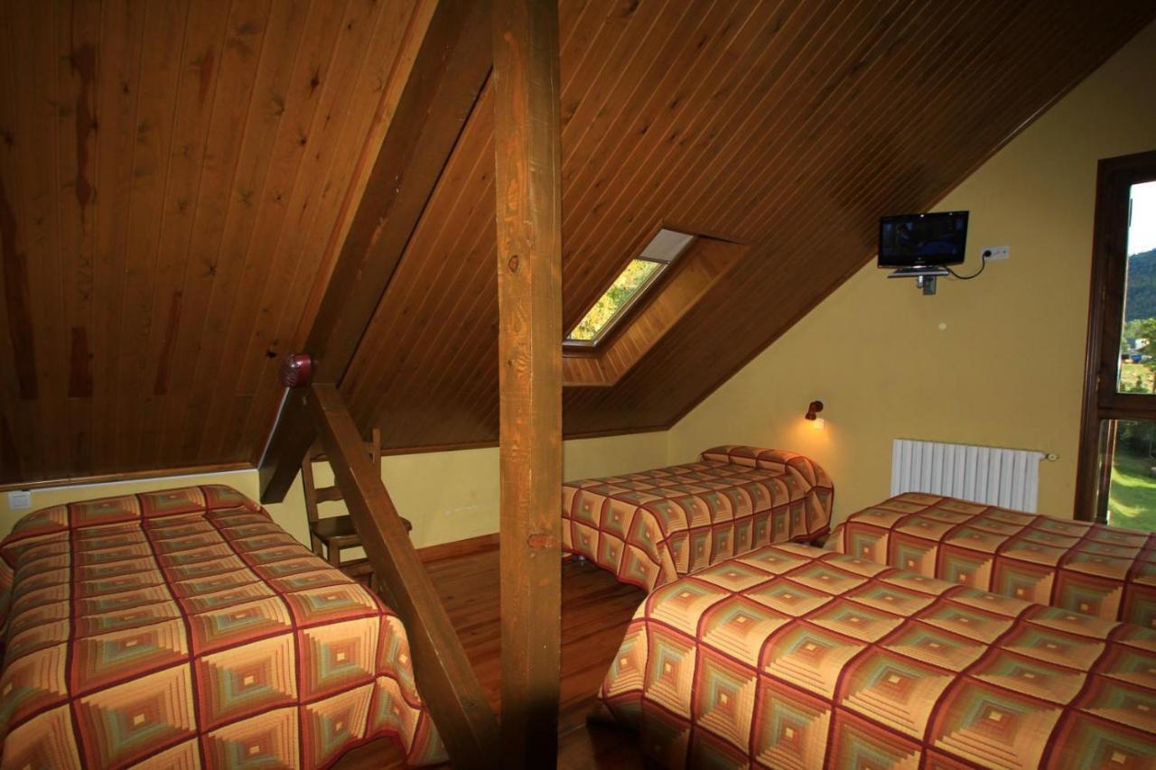 Hotel, Bungalows Y Camping Viu Bagian luar foto
